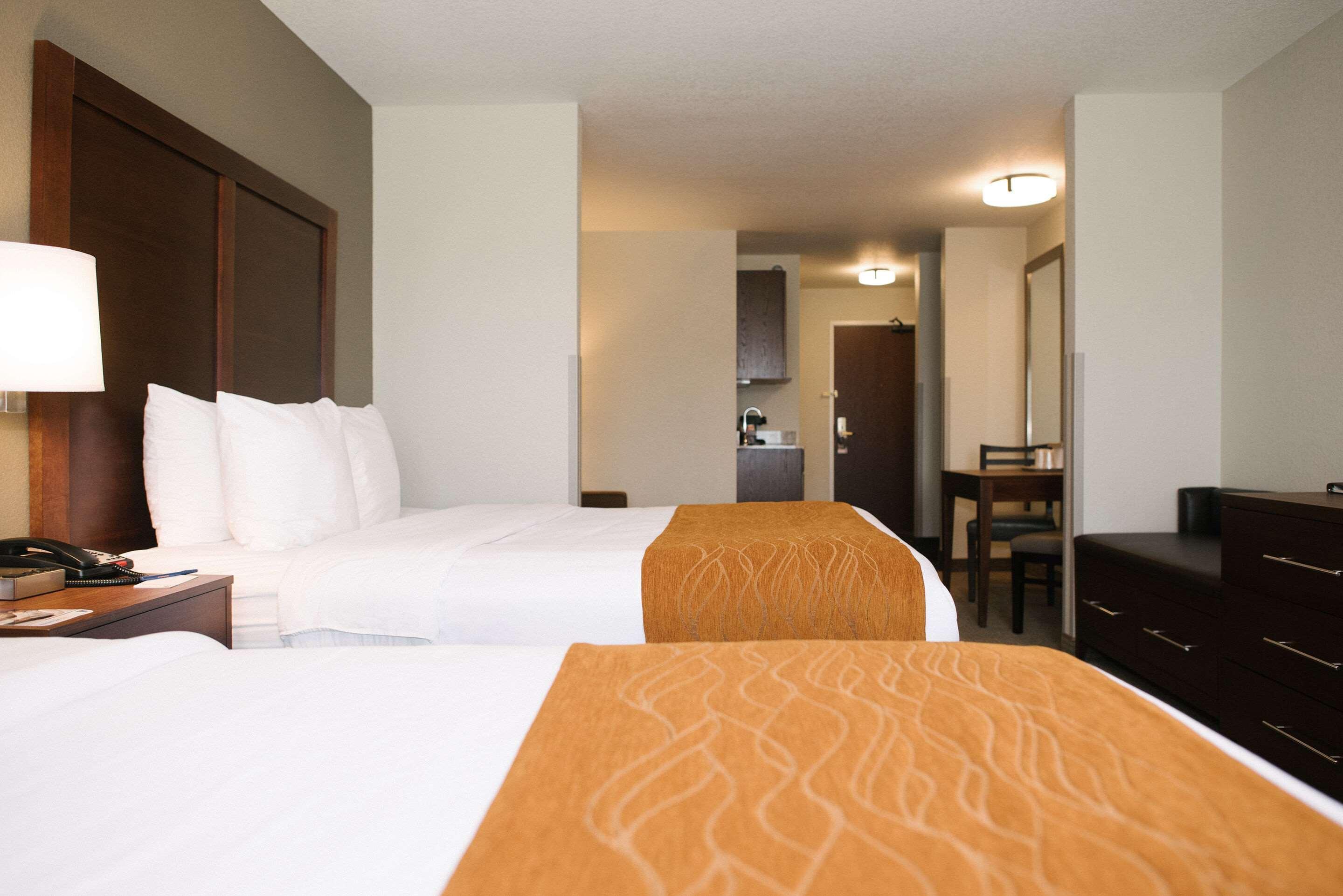 Comfort Inn & Suites Кастер Экстерьер фото